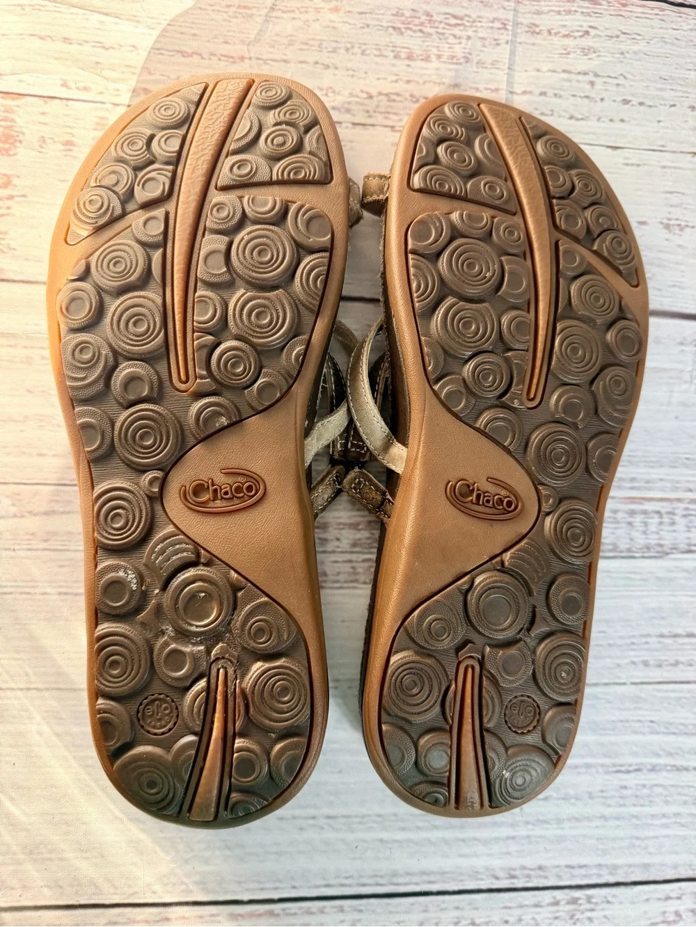 Chaco Women's Multi-Strap Leather Slide Flip Flop Sandals in Tan